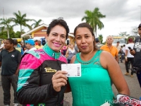 a-invaso-da-copa-truck-em-curvelo-com-o-desfile-dos-burtos-pelas-ruas-da-cidade---foto-duda-bairroscopa-truck_30616400927_o