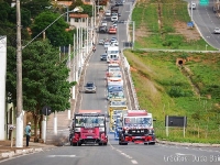 a-invaso-da-copa-truck-em-curvelo-com-o-desfile-dos-burtos-pelas-ruas-da-cidade---foto-duda-bairroscopa-truck_43740026480_o